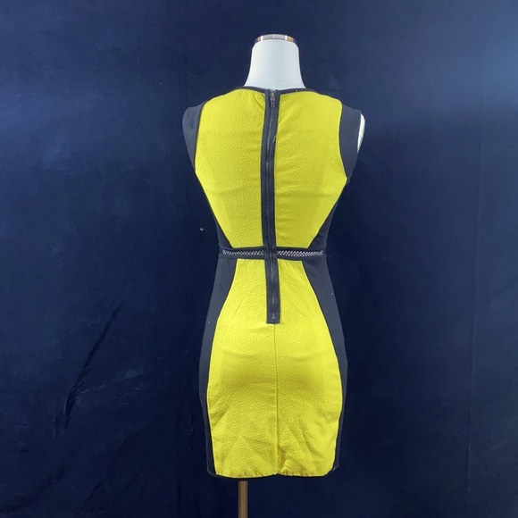 Beautiful Black and Yellow Dress - Picture 7 of 10